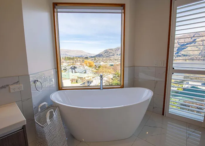 Lismore Lookout - Luxe Retreat With A View *