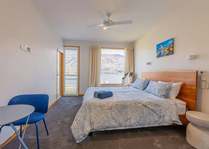 Lismore Lookout - Luxe Retreat With A View Wanaka